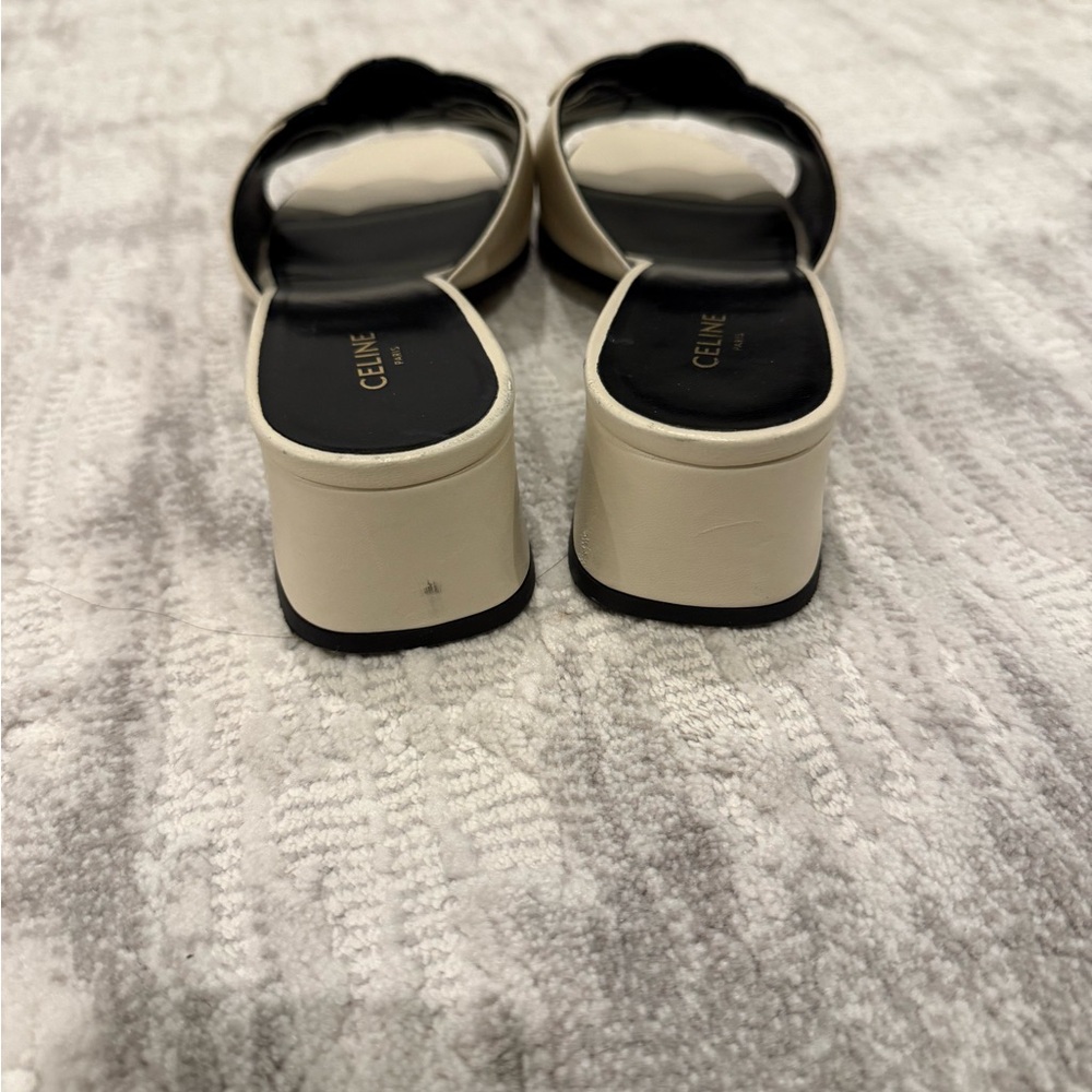 Authentic CELINE Women’s CLEMENCE MULE IN LAMBSKIN AND PATENT CALFSKIN - Picture 2 of 5